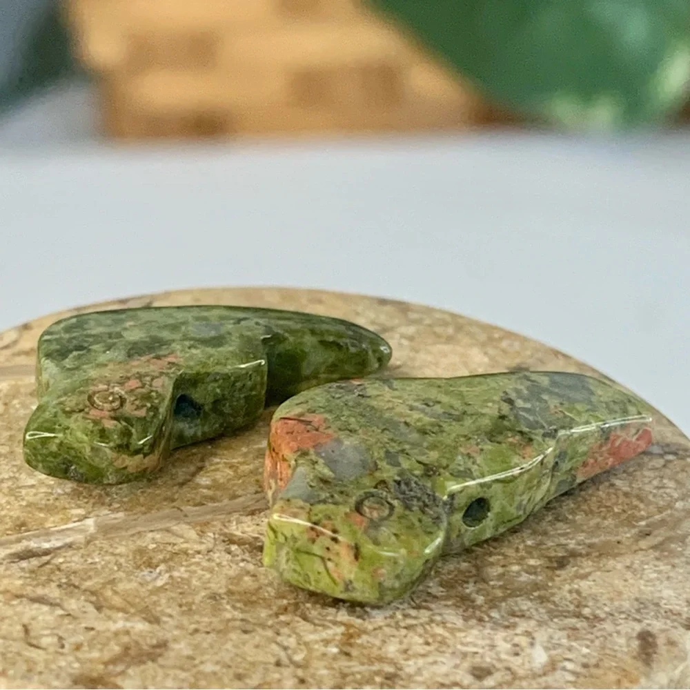 Native American Style Carved Bird Fetish Animal Stone Beads Pink Green Unakite